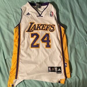 Kobe Bryant Lakers Jersey, Boys size M